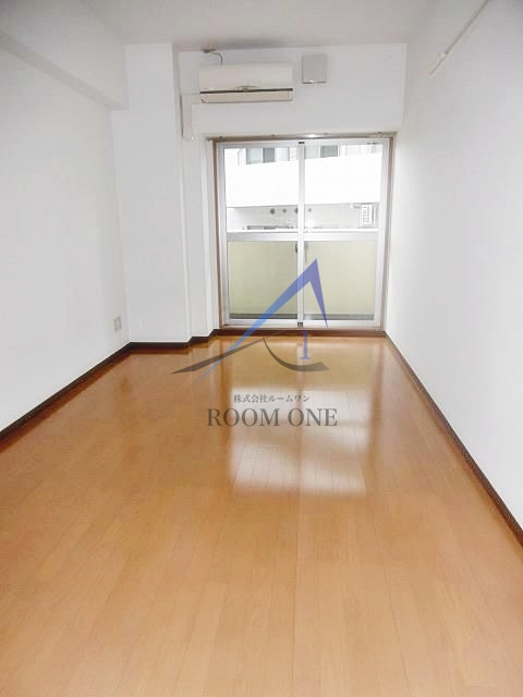 ルアン川崎の居間・リビング|洋室のお部屋です。