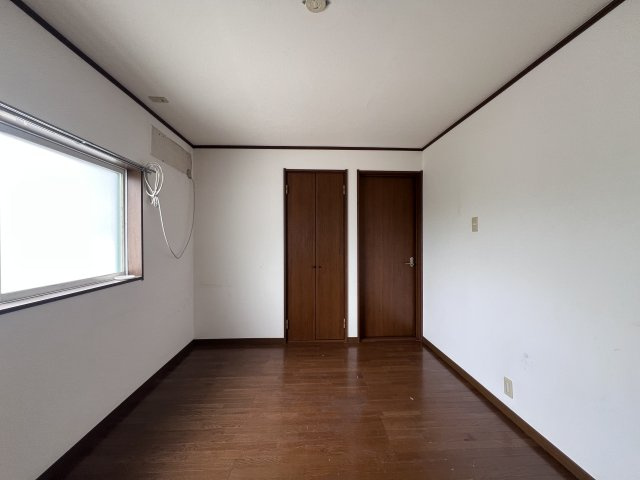 二見町西二見貸家の子供部屋