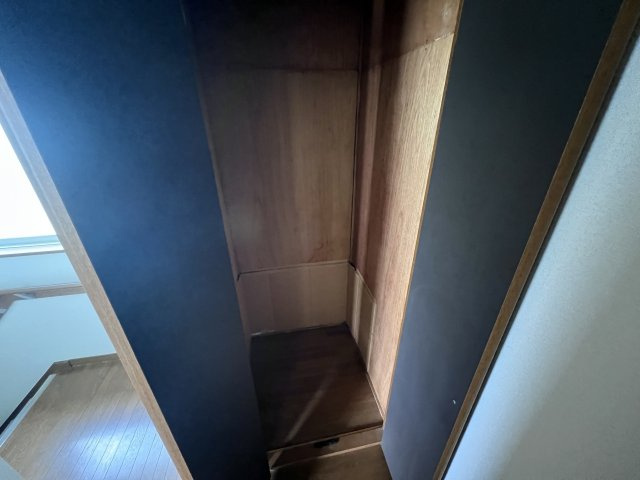 二見町西二見貸家の収納
