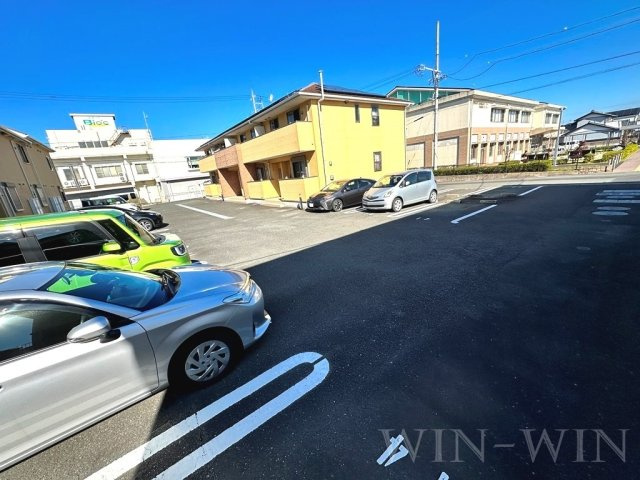 カーサフィオーレ Aの駐車場