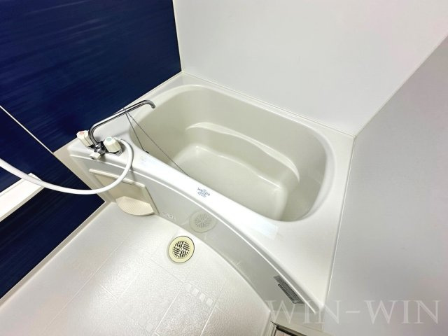カーサフィオーレ Aの浴室