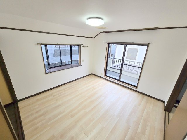 羽村市羽加美1丁目　リフォーム戸建の洋室