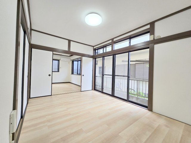 羽村市羽加美1丁目　リフォーム戸建の洋室