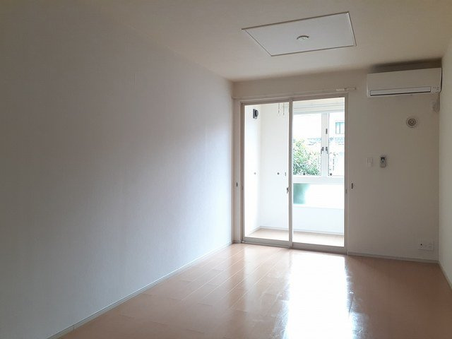 ボヌール・プリエⅠの居間・リビング