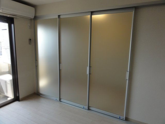 メゾン・スイートの居間・リビング