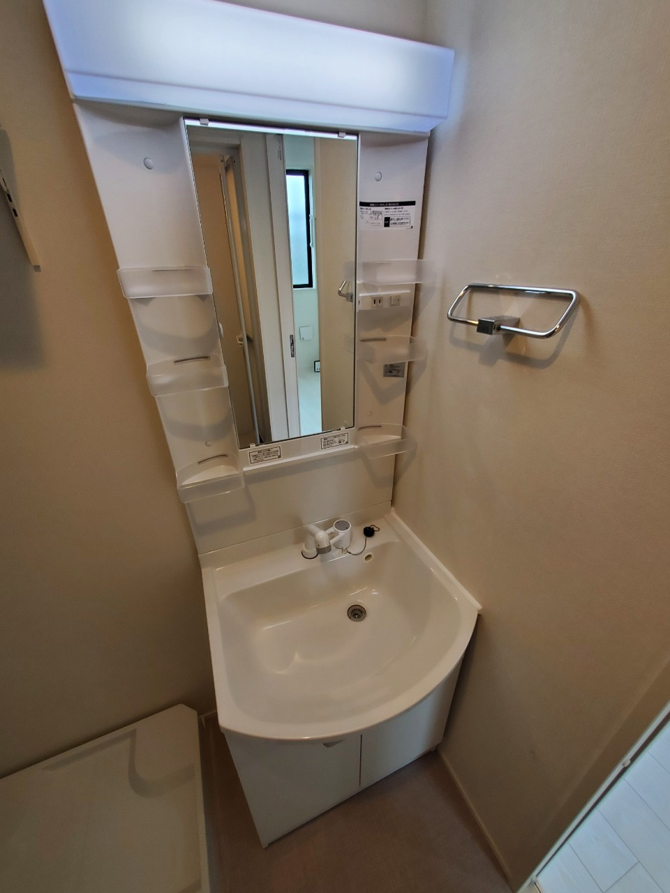 ラヴィ新小岩の洗面所