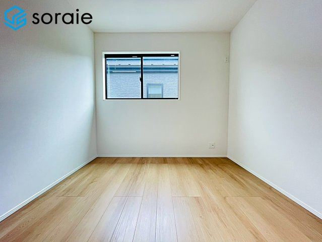 狭山市下奥富4期　新築平屋戸建て　全2棟　1号棟　グラファーレの洋室|2026/7.6撮影
