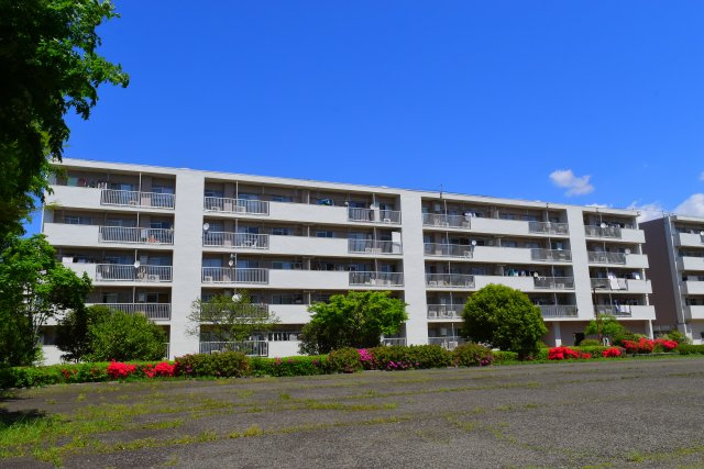 西東京市谷戸町３丁目の中古マンションの外観