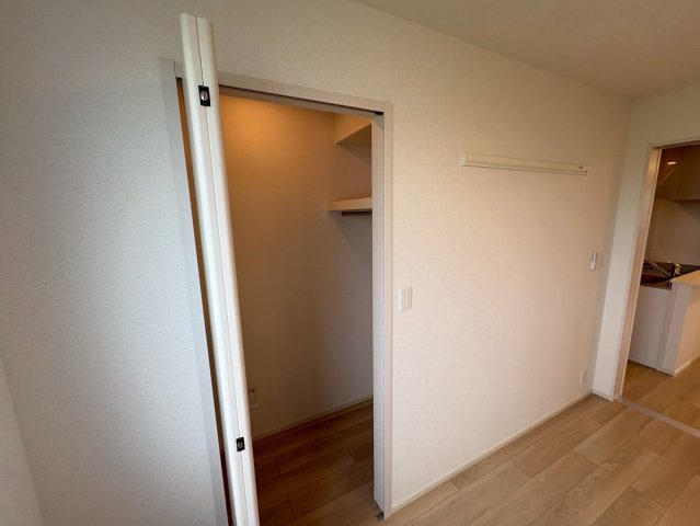 メゾン　ド　グレイスBの収納
