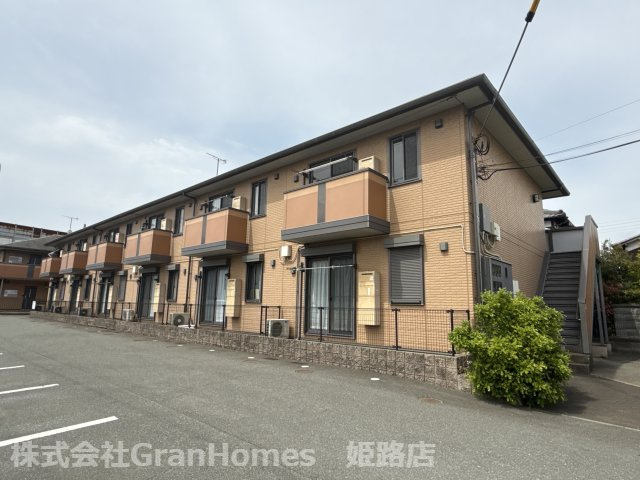 エクセル英賀保八十八　Ａ棟の外観