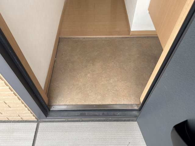 エクセル英賀保八十八　Ａ棟の玄関