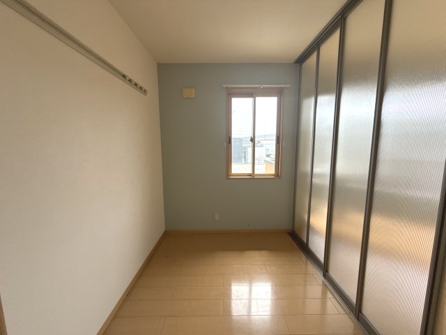 エクセル英賀保八十八　Ａ棟の子供部屋