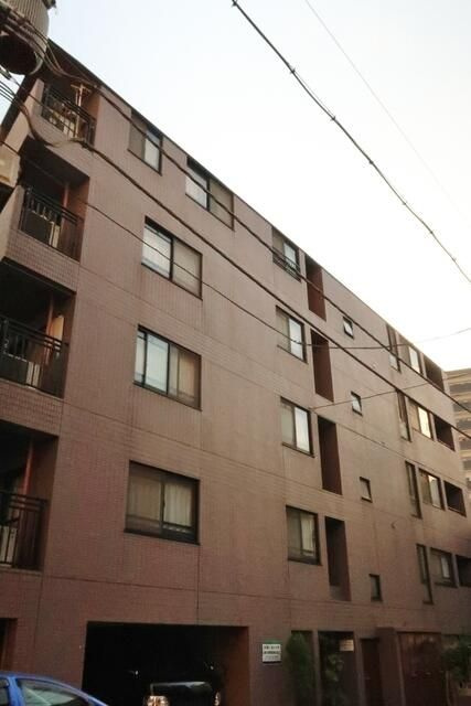 ドミール蔵前の外観