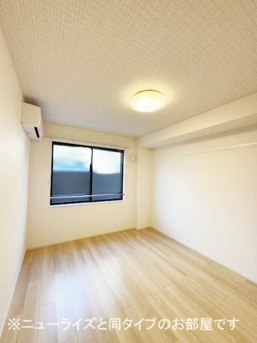 ヒカルサ東京武蔵村山の内装