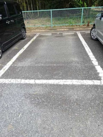 シティハイツ駒木台の駐車場