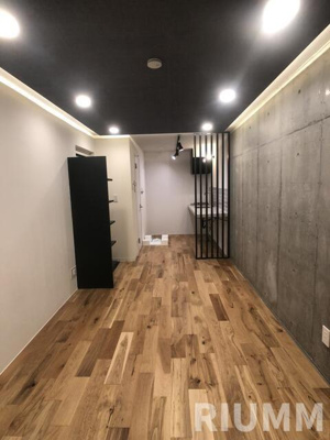 【内装】 | ｔｒｉａｓ１２０