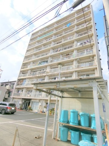 ニュー千鳥町マンションの外観