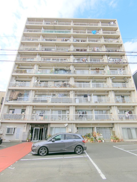 ニュー千鳥町マンションの外観