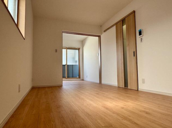 トラスティ野田通の居間・リビング