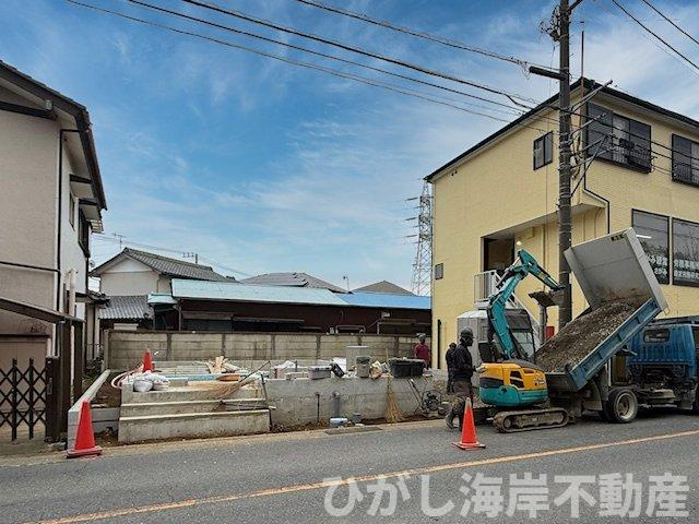 平塚市諏訪町　新築戸建の外観|4月9日撮影　建築中　現地外観