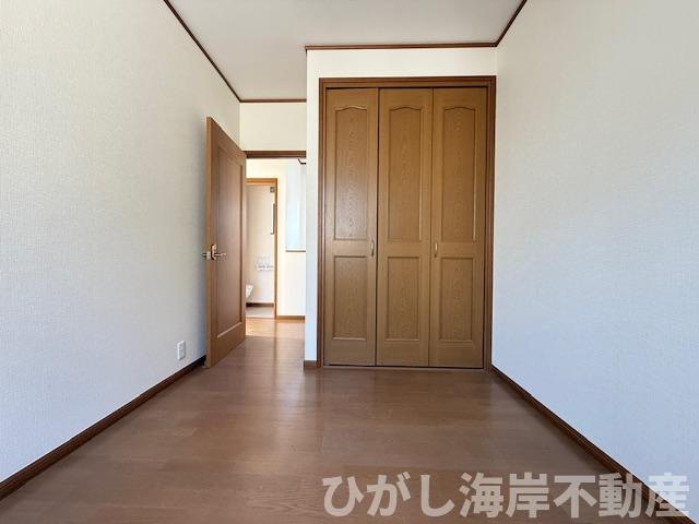 藤沢市辻堂元町３丁目　中古戸建の内装|新規リフォーム完了！　5帖　洋室