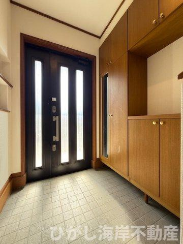藤沢市辻堂元町３丁目　中古戸建の玄関|新規リフォーム完了！　玄関