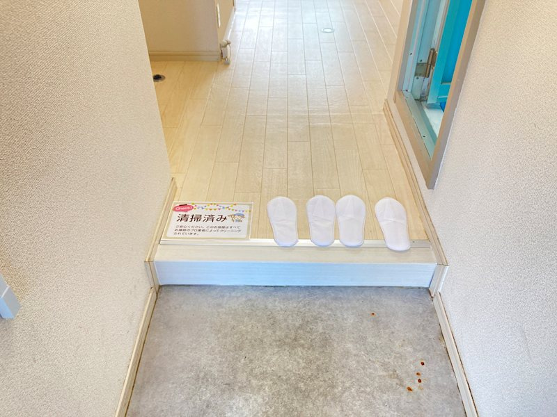 ソレイユKの玄関