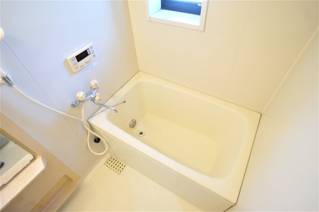 コアロードB棟の浴室|別のお部屋の写真です