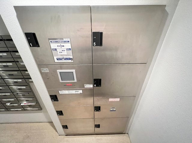 ラシュレエグゼ本町のその他共用部分