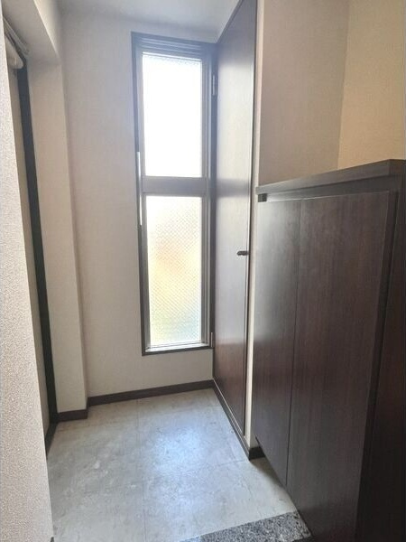 AHマンション泉の玄関