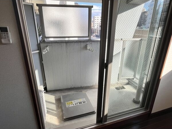 AHマンション泉のバルコニー