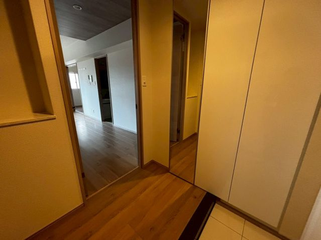 THE 1の玄関