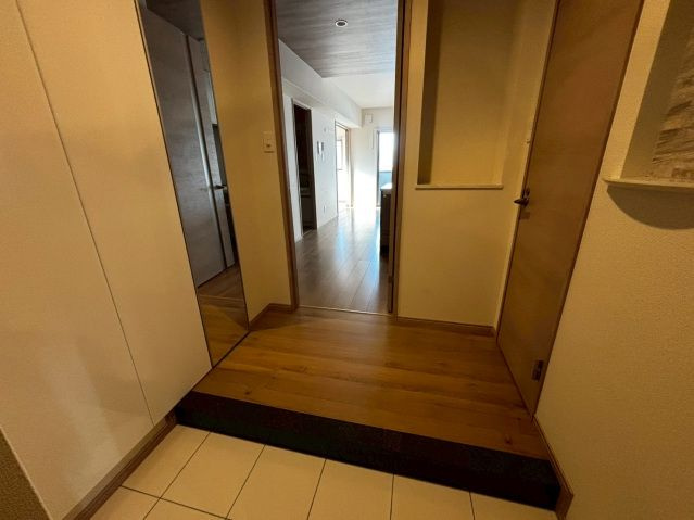 THE 1の玄関