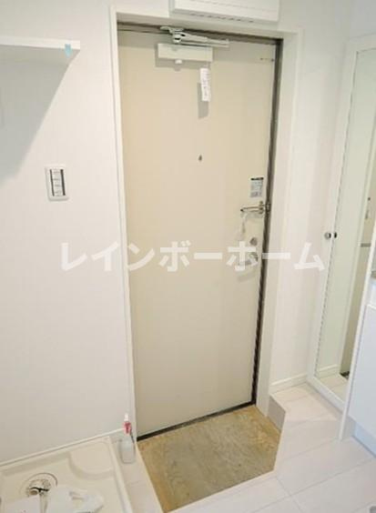 フォルテ北千住の玄関|※別部屋参照写真となります。