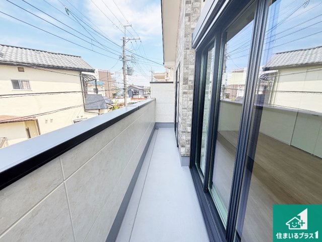 豊中市上野東　第2期　新築一戸建てのバルコニー|日当たりのよいバルコニー！お部屋が開放的に！