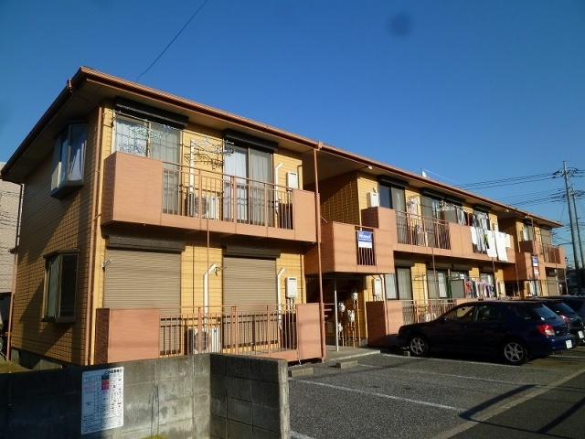 府中市小柳町２丁目のアパートの駐車場