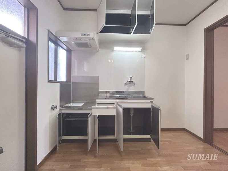 第二ヒルズハウスのキッチン|キッチン収納です