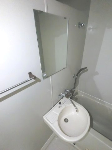 【洗面所】