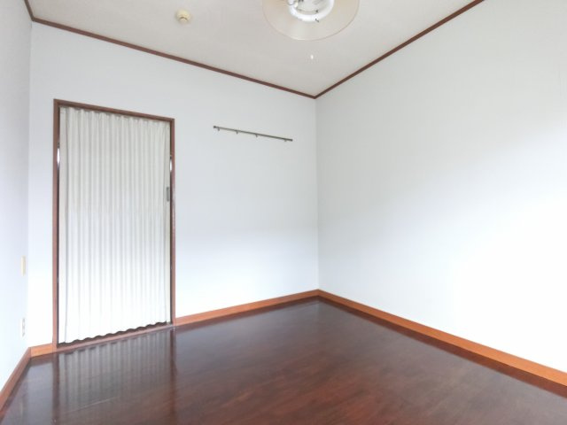 【寝室】