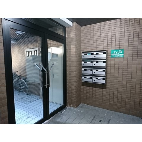 渡辺ビルのロビー
