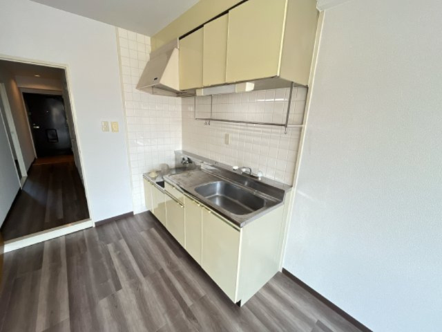 クレスト共和のキッチン|別号室の写真となります