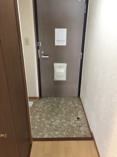 岸和田市三田町の賃貸マンションの玄関|ゆったりとした玄関です