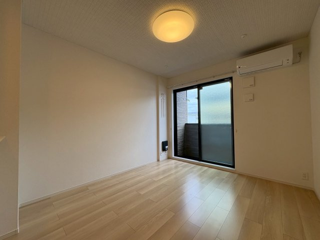 メゾン　ド　グレイスAの居間・リビング