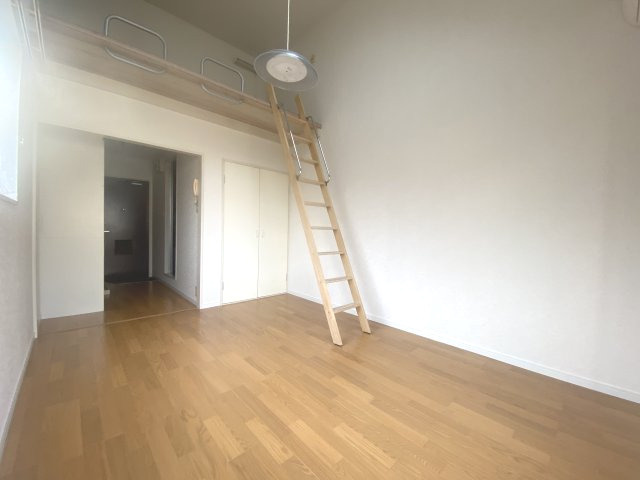 【居間・リビング】