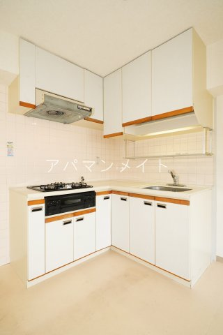 【キッチン】 | ガスコンロ3口付き