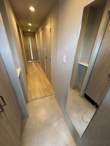 スプランディッド福島WESTの玄関