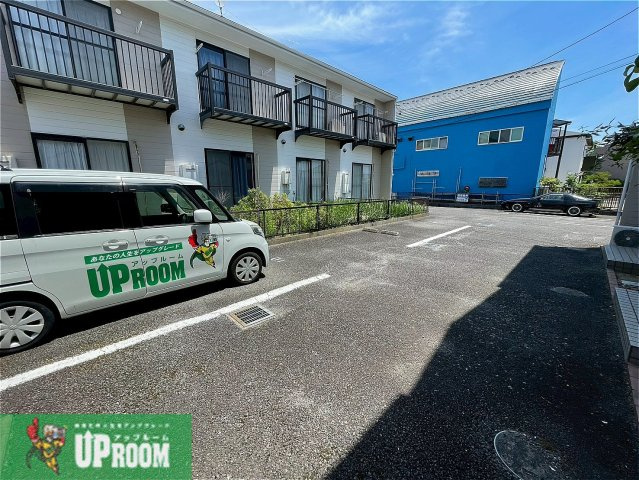 DUPLEX 国王30Aの駐車場