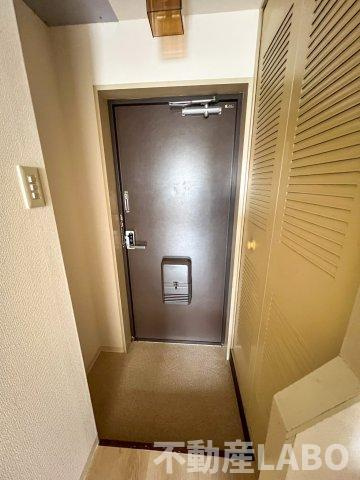 グラン・ピア美章園の玄関
