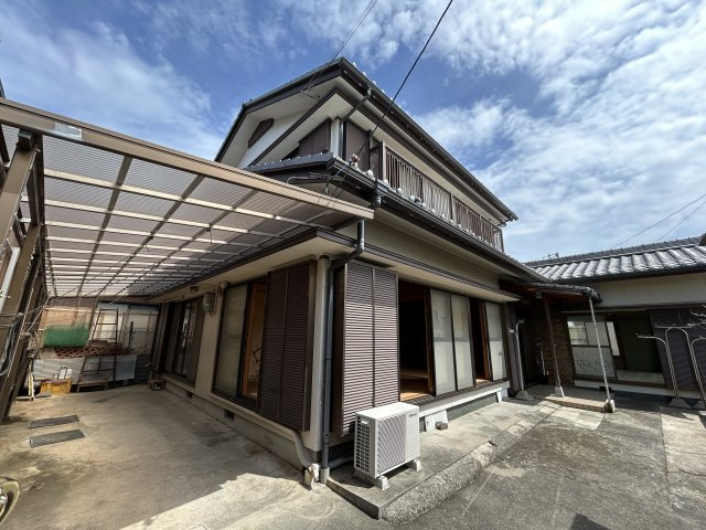 阿南市津乃峰町長浜中古戸建の外観