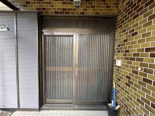 阿南市津乃峰町長浜中古戸建の玄関